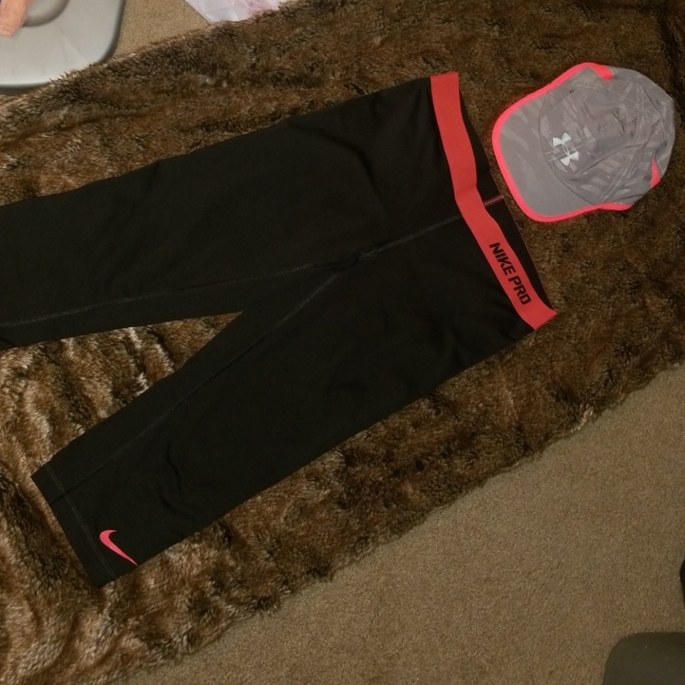 Pants - Picture 2 of 6